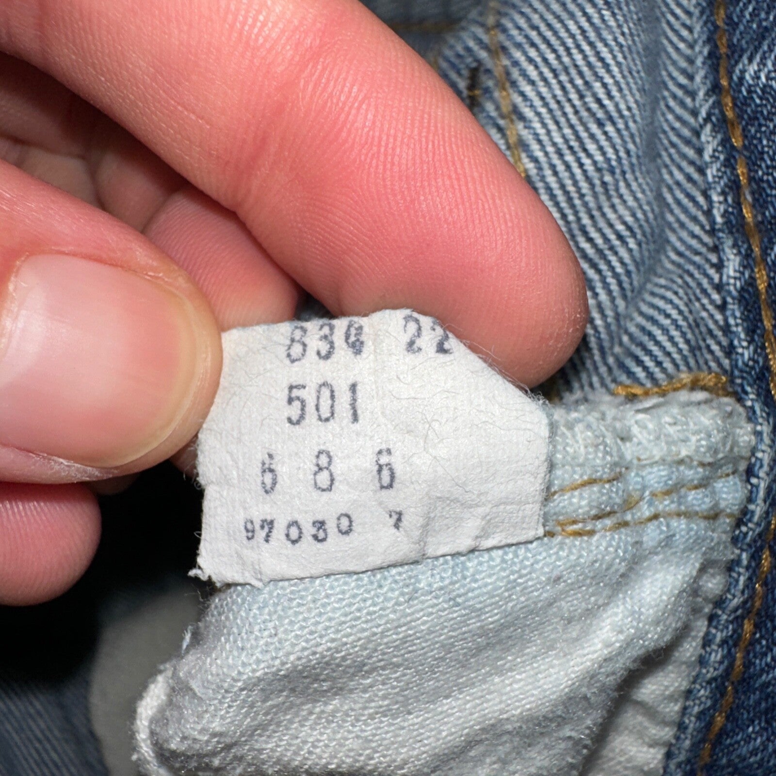 Levis 501 Vintage 80s Redline Selvedge USA XX Jeans Light Wash 40x34 Act 36x28