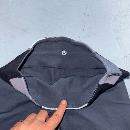 Lululemon Women Black Full Groove Flared Pant Small Yoga Stretch Cute