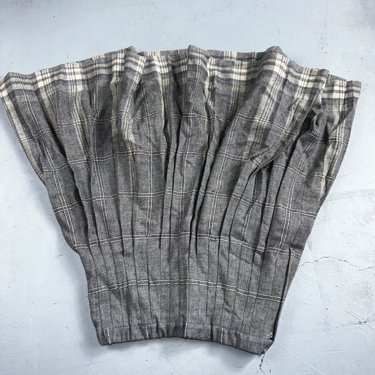 Gray Plaid Original Vintage Wool Pleated Skirt Rockabilly 1960s 50s 60s 26 Waist