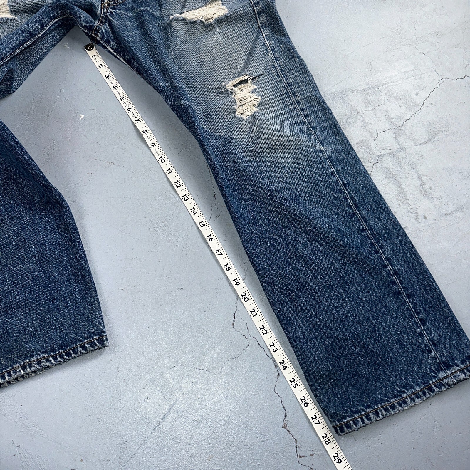 Levis 501 Vintage Y2K Mexico Straight Leg Jeans 36x29 90s Med Wash Act 35x28