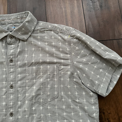 Kühl Men’s Sz. M Gray Button Up Casual Shirt Size Style# 7567 18S Vintage Cross