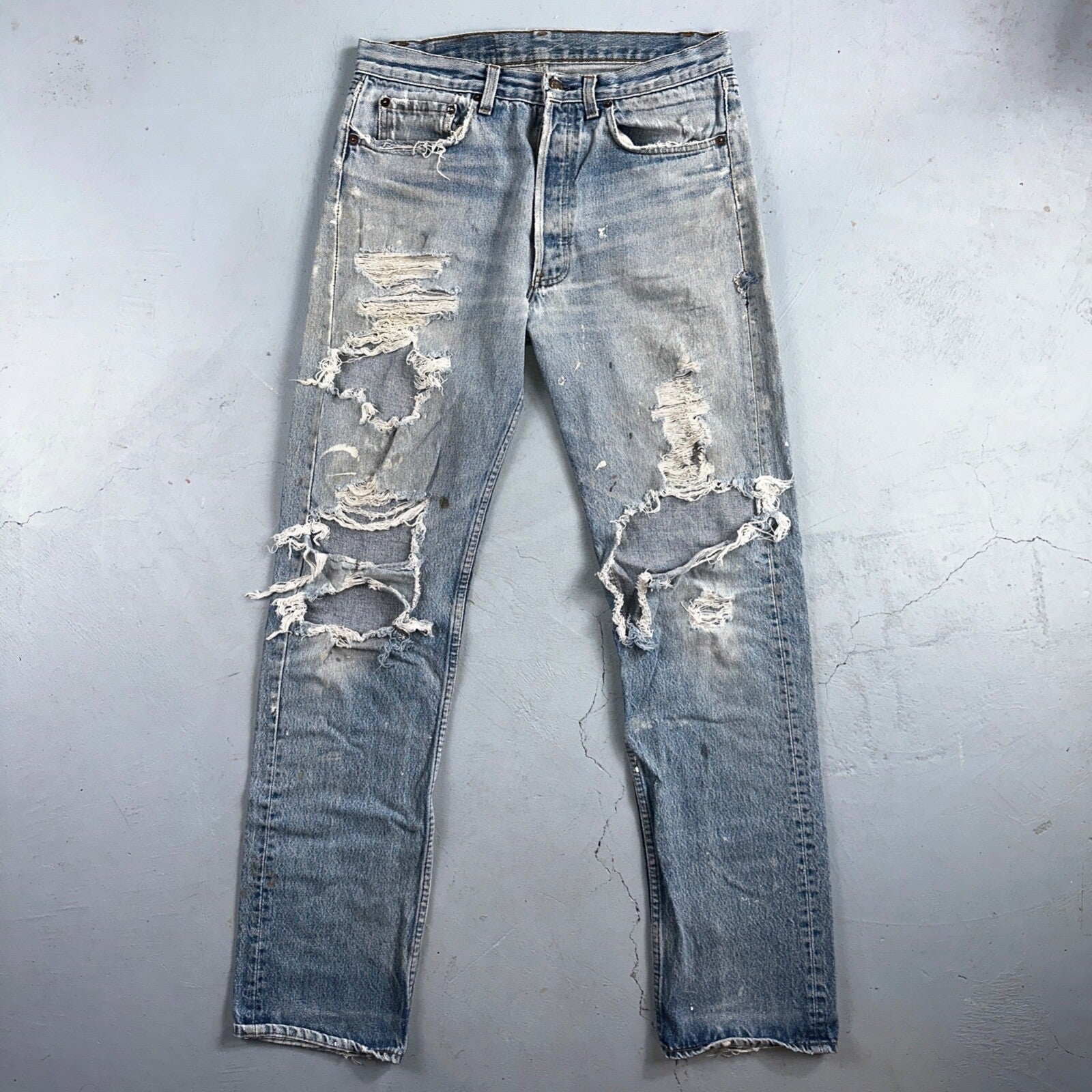 Levis 501 Vintage 80s USA XX Straight Leg Jeans Blue Thrashed 33x38 Act 31x33
