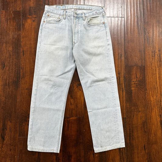 VTG 90s Levis 501 Button Fly 34x30 UK Tag Jeans Light Wash Blue XX Act 32x27