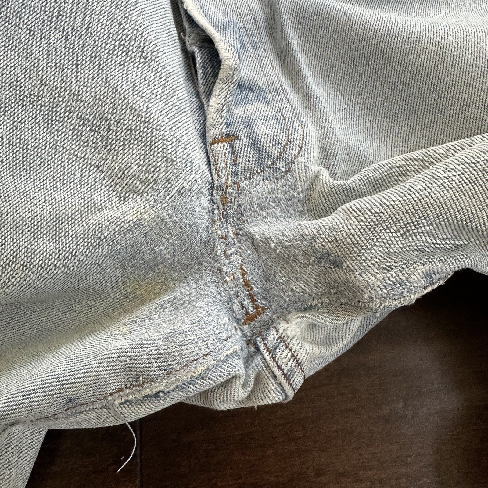 Levis Vintage 80s Redline Selvedge USA 501 Light Wash Blue Jeans 70s Act 29x33