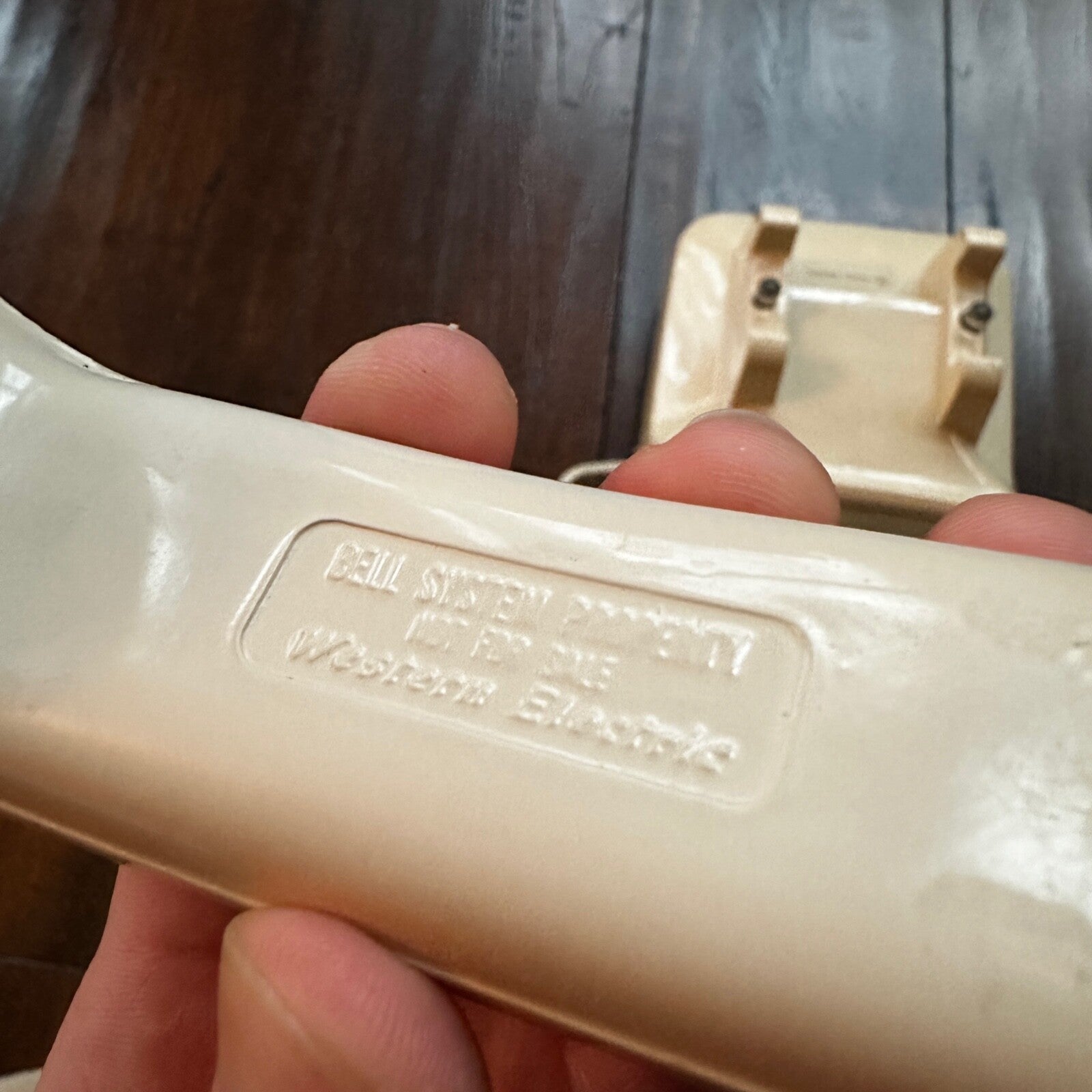 Beige Western Electric Bell System 2500 DM Desk Telephone Push Button Dialing