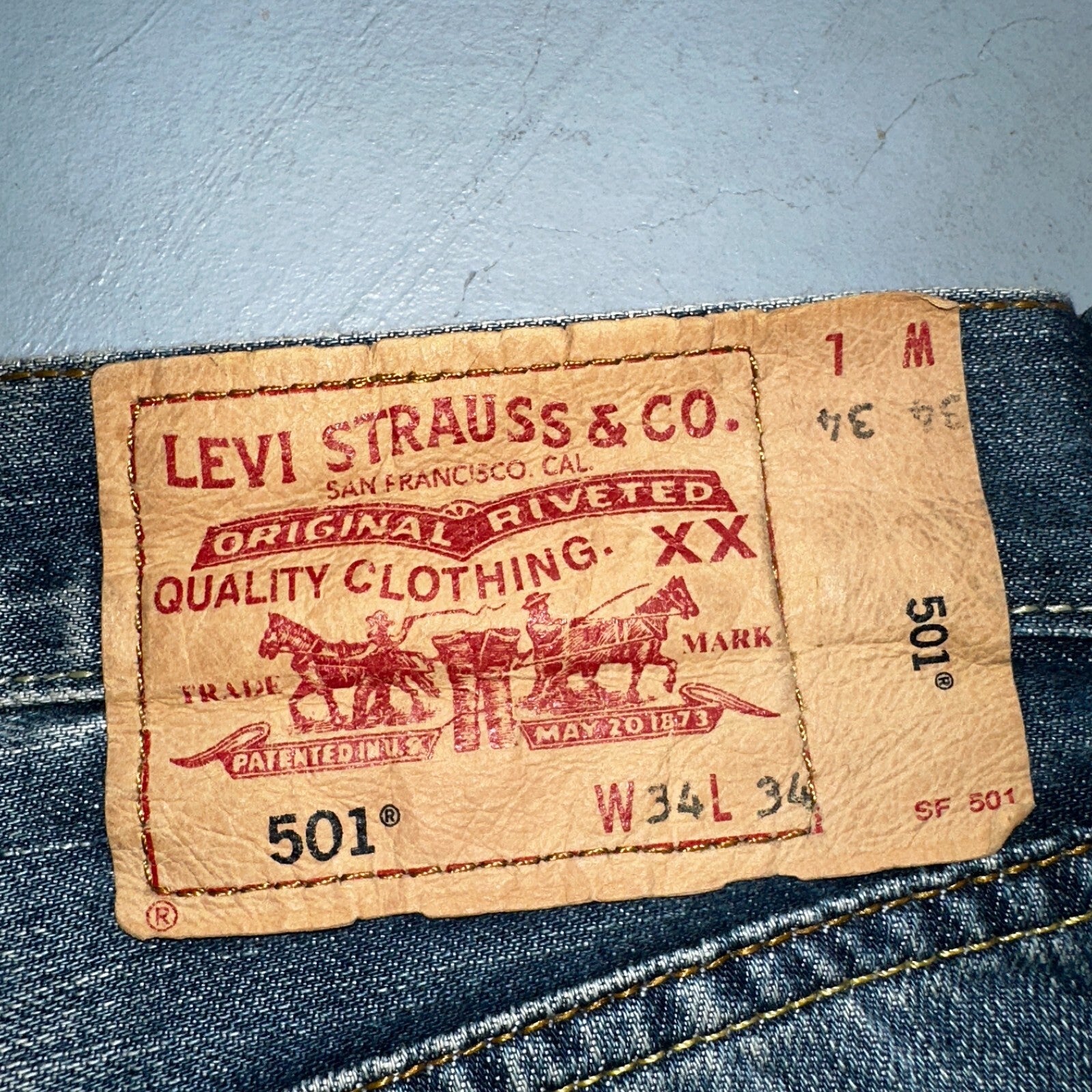 Levis 501 Vintage Y2K XX Straight Leg Jeans Blue Med Wash 34x34 Act 33x30