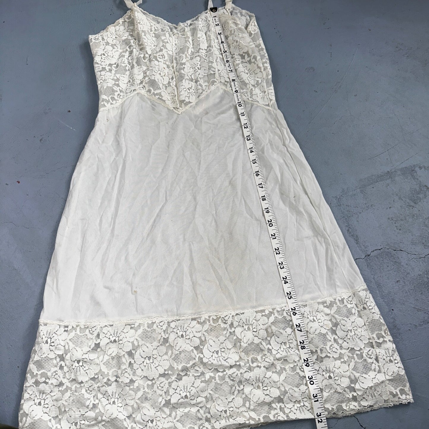 VTG 1960s Aristocraft Lingerie Slip Dress Sleepwear Full Sweep Nightgown Lace