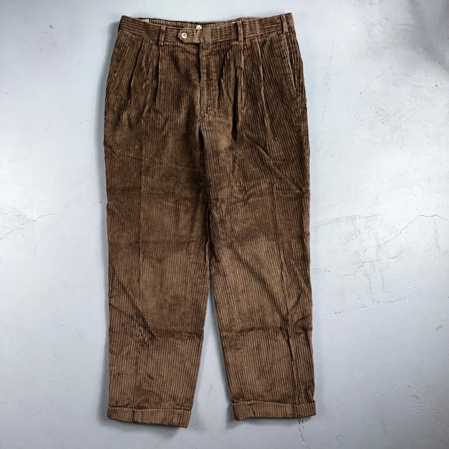 J. Peterman Pants Mens 38 Brown Thick Corduroy Pleated Chino Straight Pockets