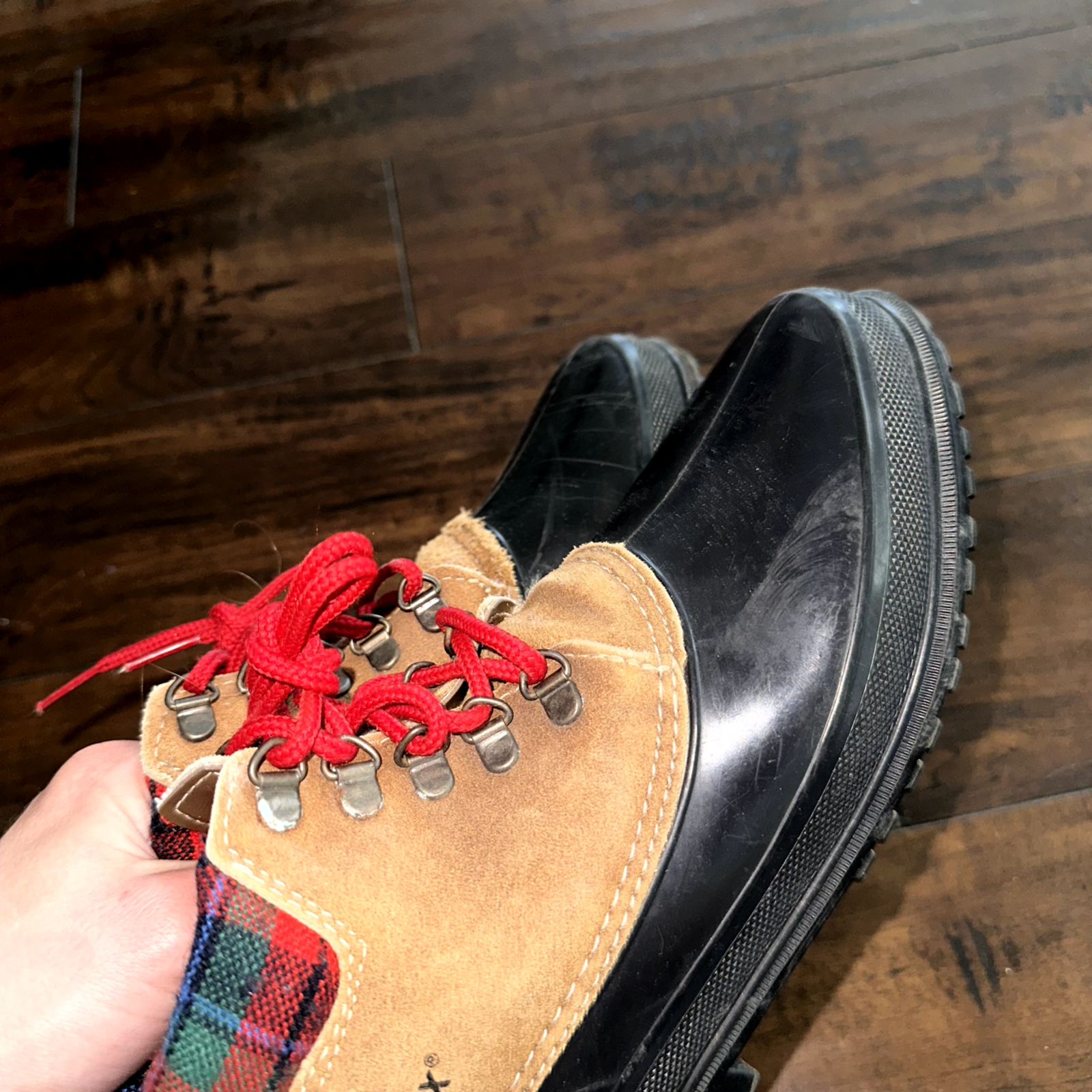 Danexx Black & Plaid Rain/Snowboot Canada Shearling Lined Boots Sz 8 VTG 80s