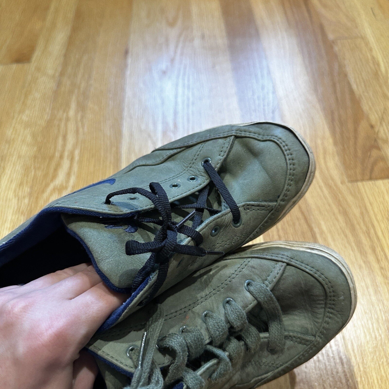 Nike GTS 1996 VTG Womens Size 9 Tennis Shoes Travis Scott Olive Thrashed 90s Sho