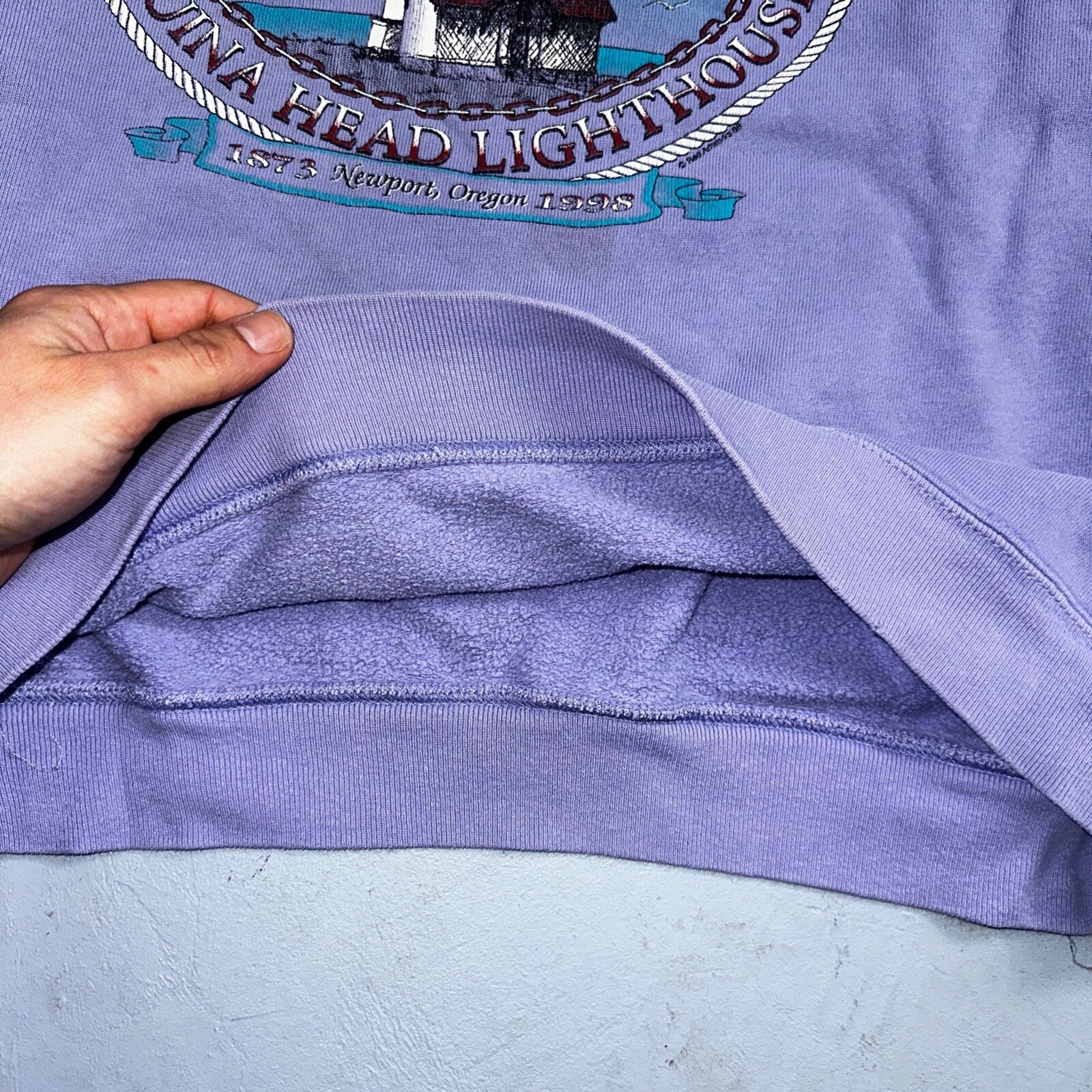 Oregon Newport Art Painting VTG 90s Crewneck Sweatshirt 1990s Purple Lighthouse