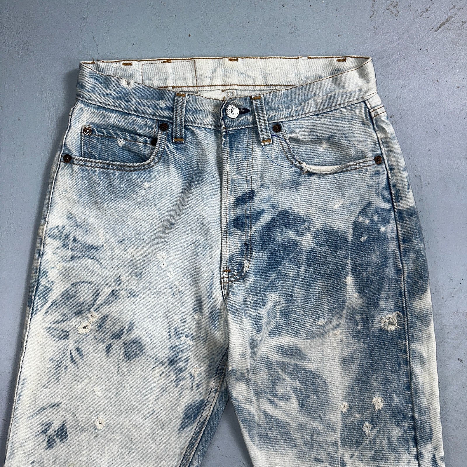 Levis 501 Vintage 80s USA XX Straight Leg Jeans 30x36 Bleach Light Wash Ac 26x31