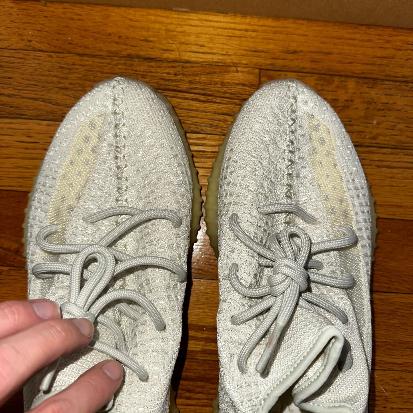 Adidas Yeezy Boost 350 V2 Low Light Size 11 With Box Lightly Worn White