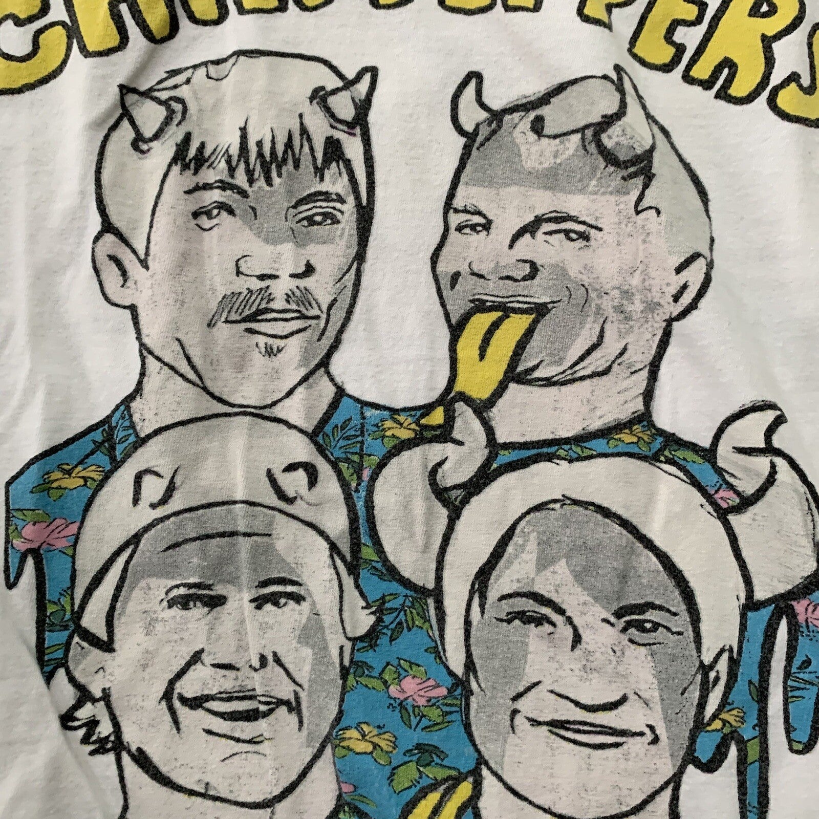 Red Hot Chili Peppers Vintage Style 2016 T Shirt Small Lollapalooza Rap Music