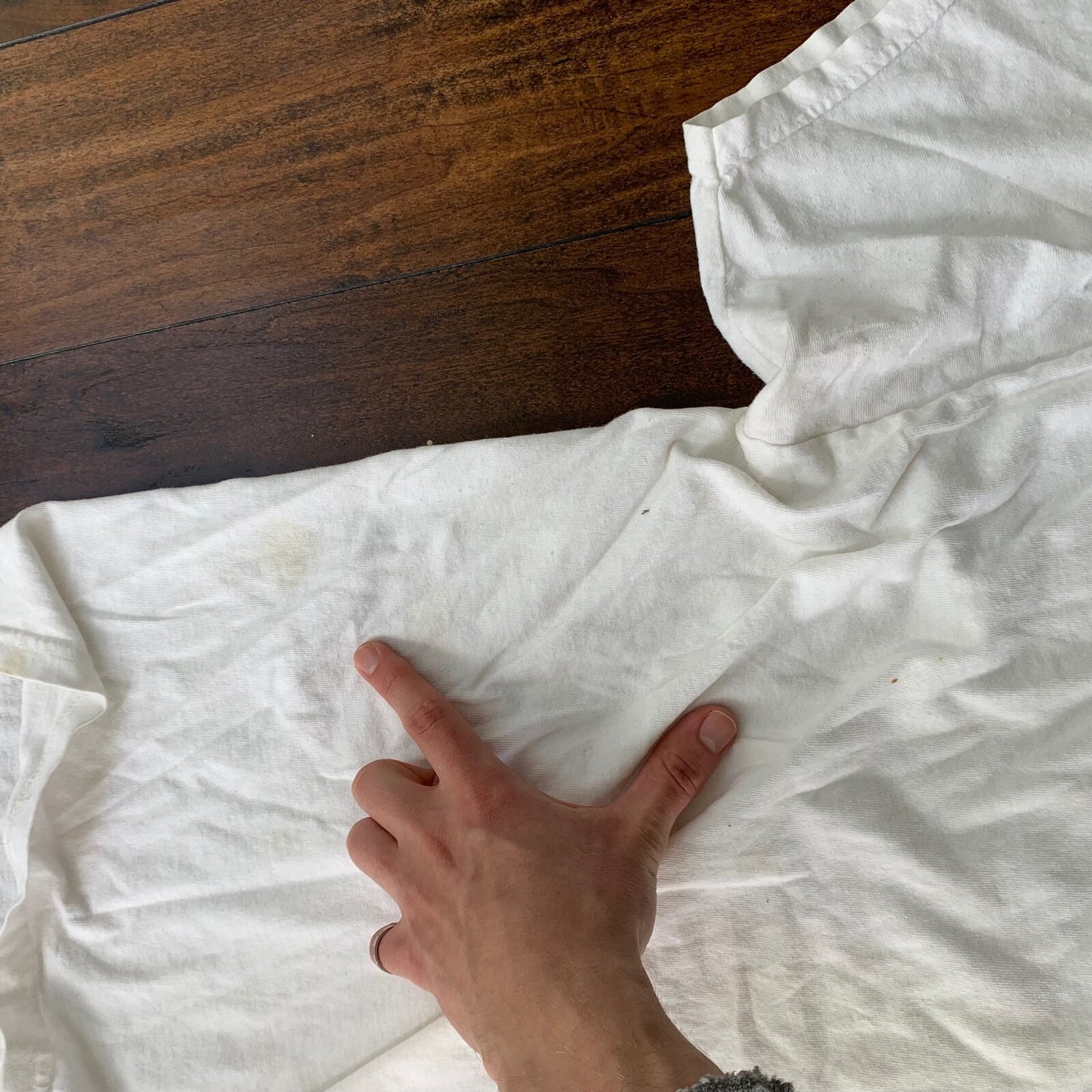 Connecticut Vintage T Shirt 97.9 Radio Talk Show Country Music Love Band Beatles