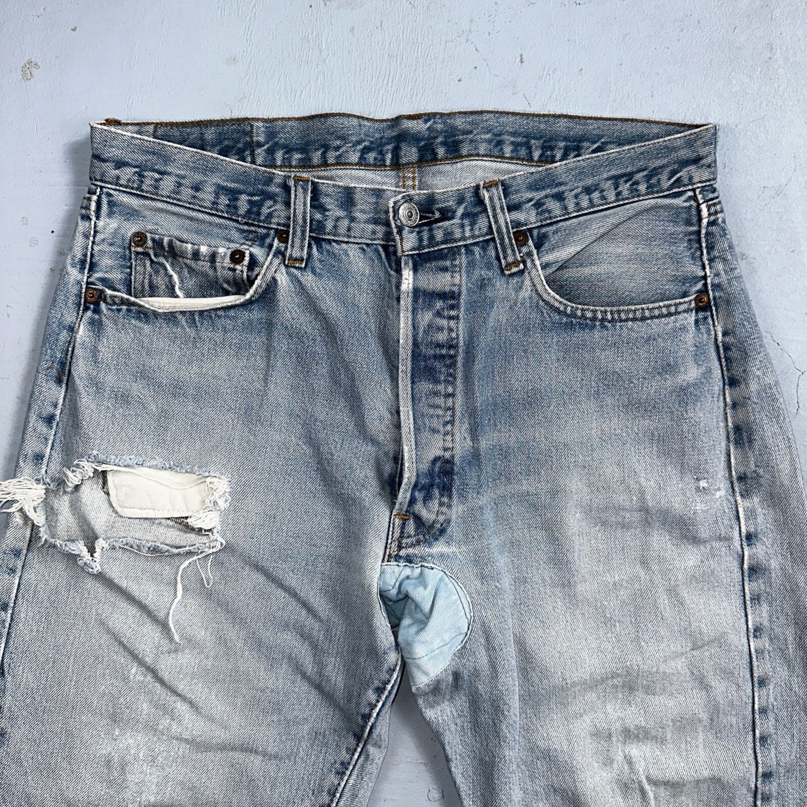 Levis 501 Vintage 80s Redline Selvedge USA XX Jeans Thrashed 36x30 Act 33x26