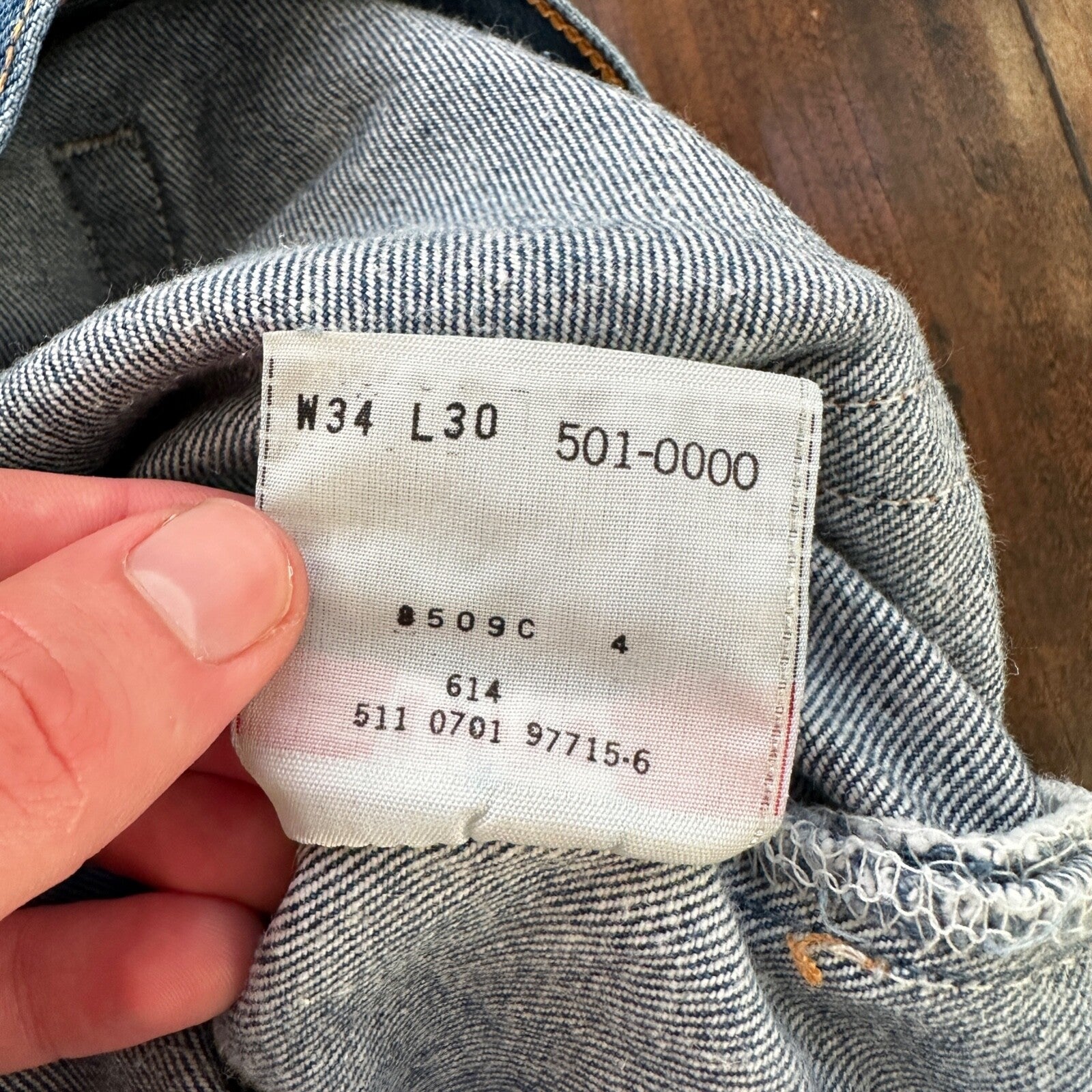 VTG Levis 501 XX Button Fly 90s USA Jeans Denim Straight Capri 34x30 Act 30x25