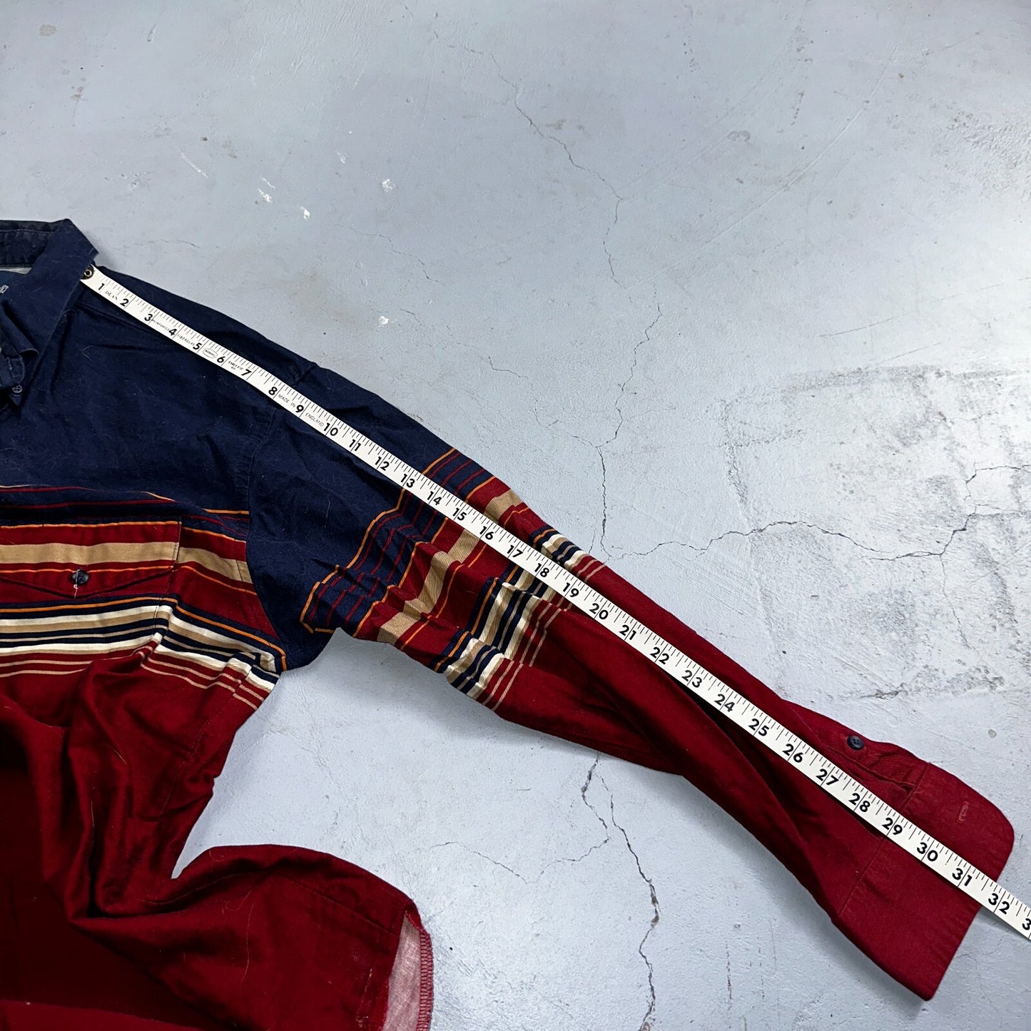 Wrangler Shirt VTG Mens 17 35 Red Blue Checked Long Tails Long Sleeve Aztec
