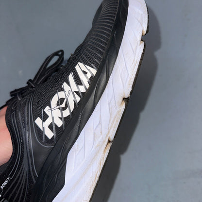 Hoka One One Womens Bondi 7 1110519 BWHT Black Running Shoes Sneakers Size 8