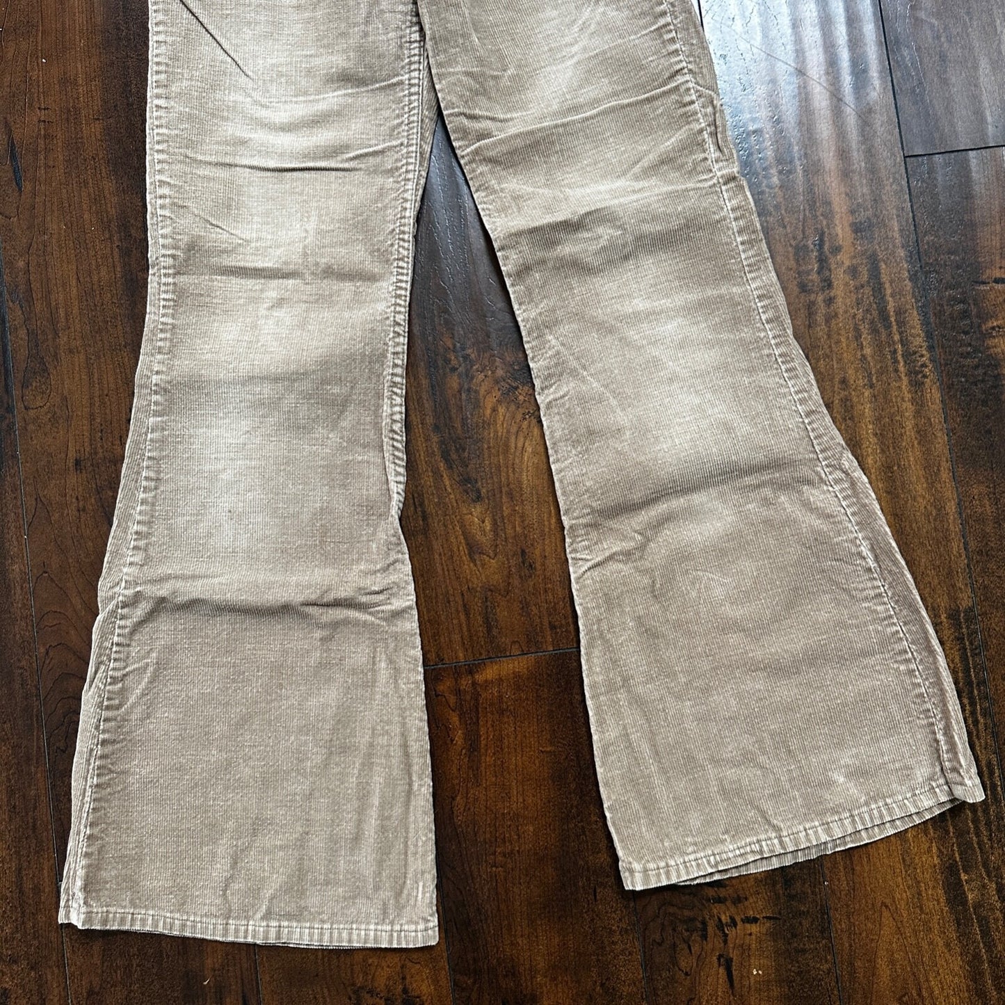 VTG Levi's 684 Corduroy Pants Bell Bottom USA 28x29 Boot Cut 1970s 70s Brown