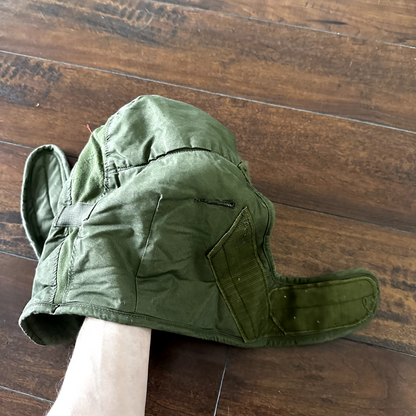 VTG 1960s Vietnam Era US Army Cold Weather Insulating Helmet Liner Cap Size 7