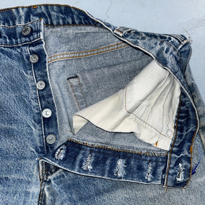 Levis 501 Vintage 80s USA XX Straight Leg Jeans Blue Light Wash Act 32x24 Capri