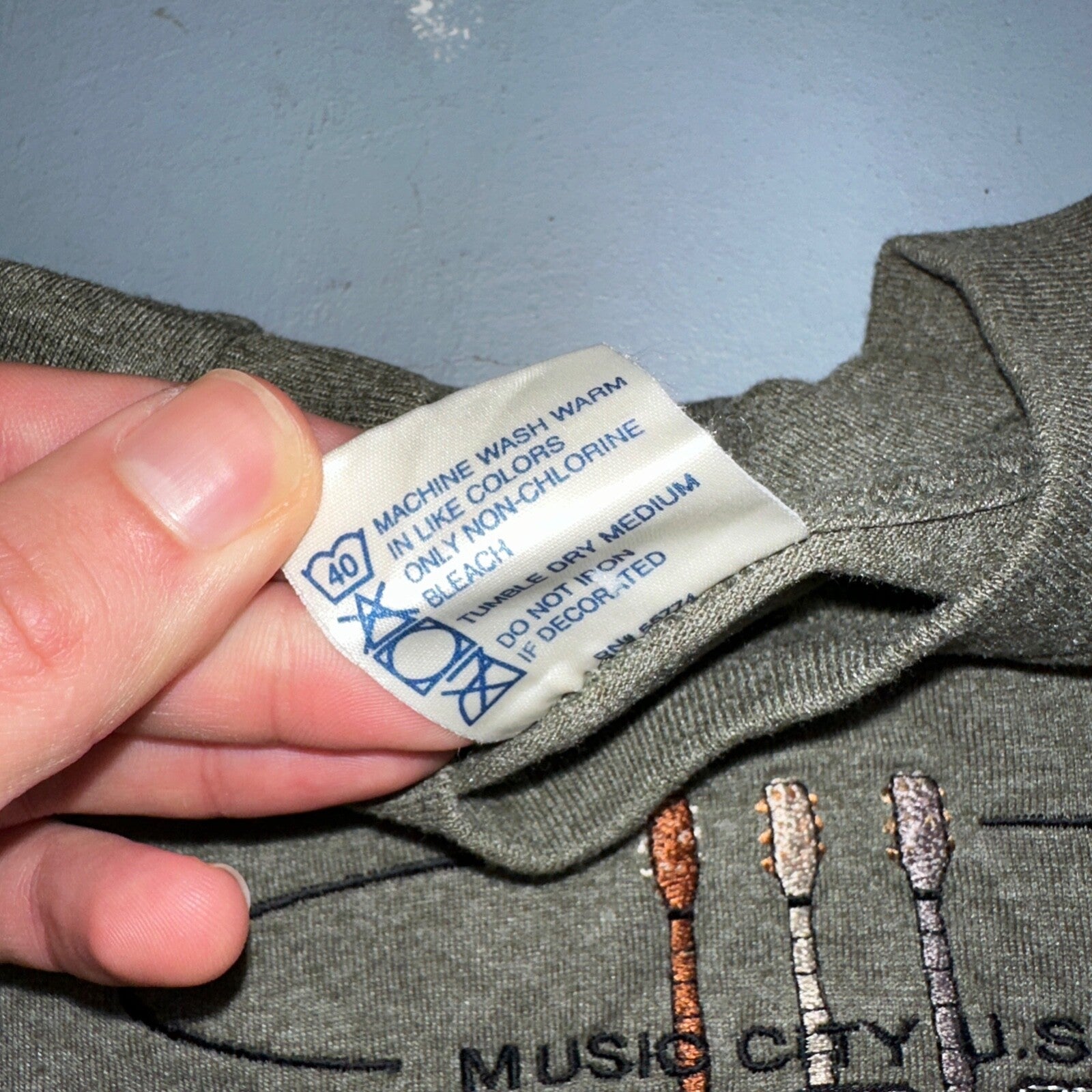 Nashville Music Guitars Acoustic VTG T Shirt Medium Heather Green Y2K 2000s