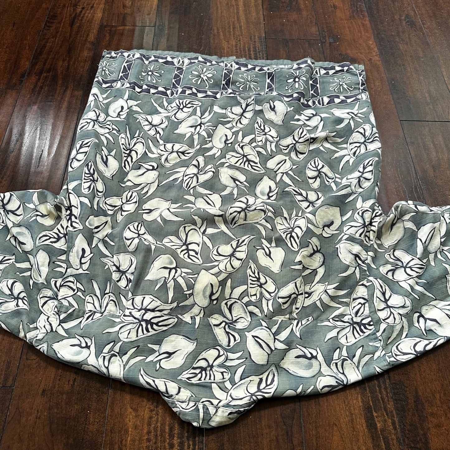 Vintage Patagonia Men's Hawaiian Button Down Shirt XL Floral Cotton Organic Y2K