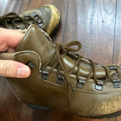 VTG Dunham Men’s 7? Tyrolean Mountain Hiking Boots Vibram Sole Italy