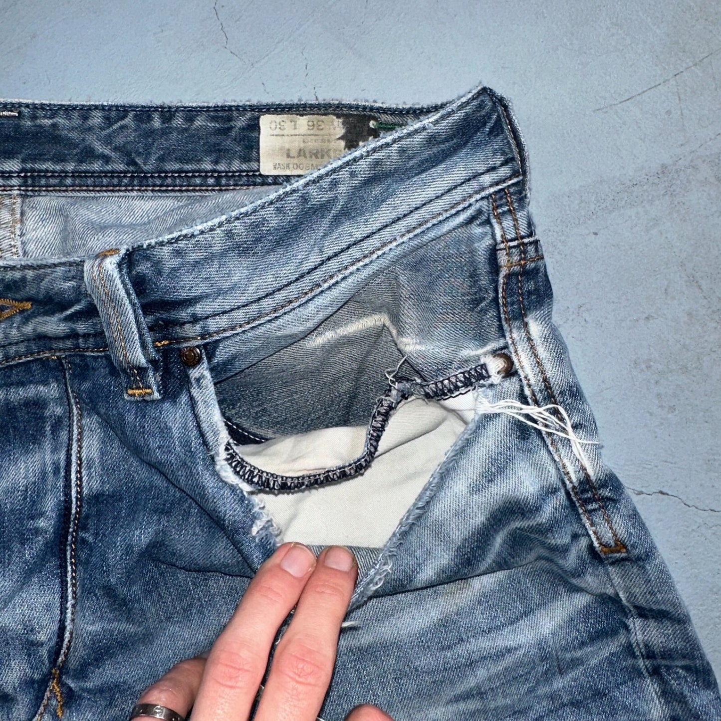 Diesel Larkee Bootcut Stretch Jeans Mens 36x30 Blue Straight 008M2 Whisker Italy