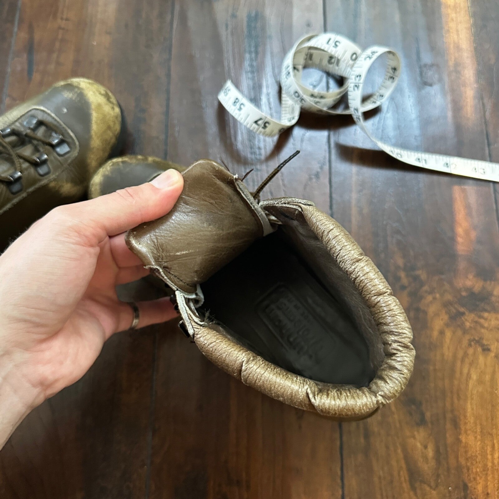 VTG Dunham Men’s 7? Tyrolean Mountain Hiking Boots Vibram Sole Italy