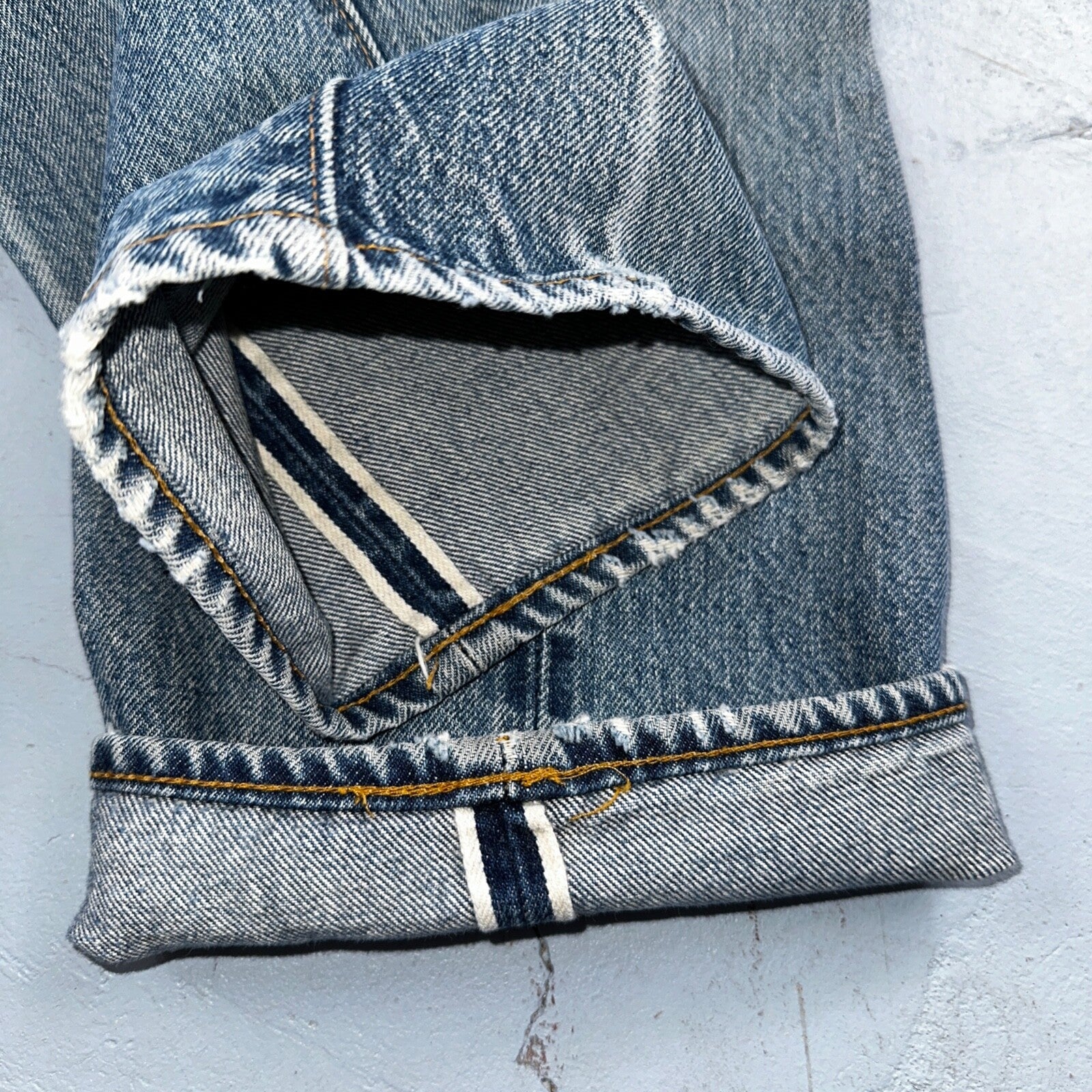 Levis 501 Vintage 80s Redline Selvedge USA XX Jeans Light Wash 30x36 Act 27x31