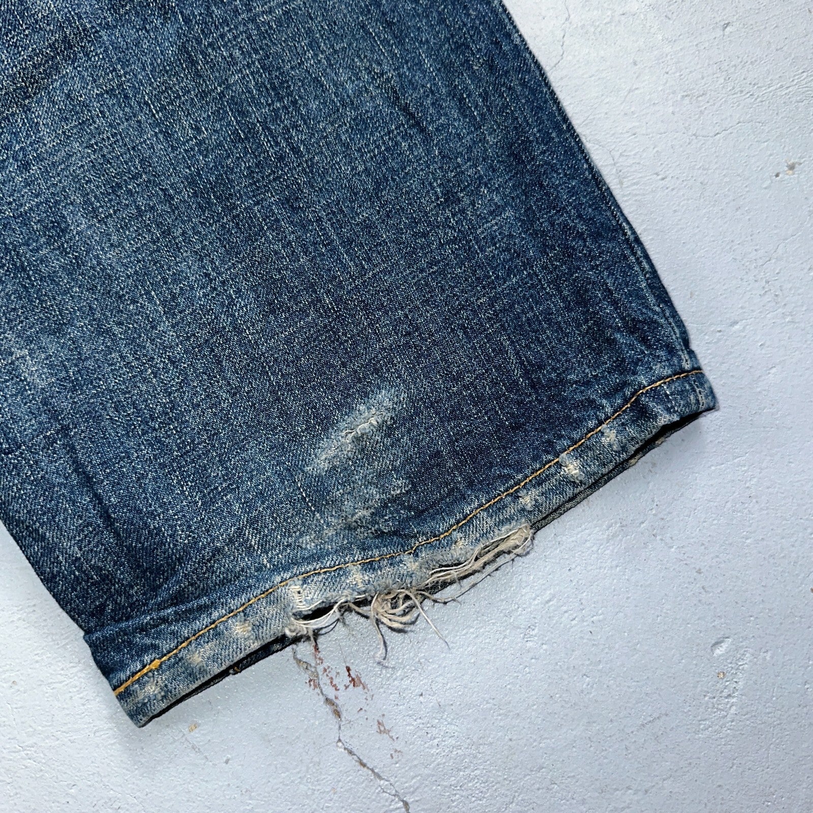 Levis 501 Vintage 90s XX Straight Leg Jeans Y2K Med Wash 34x34 Act 33x34