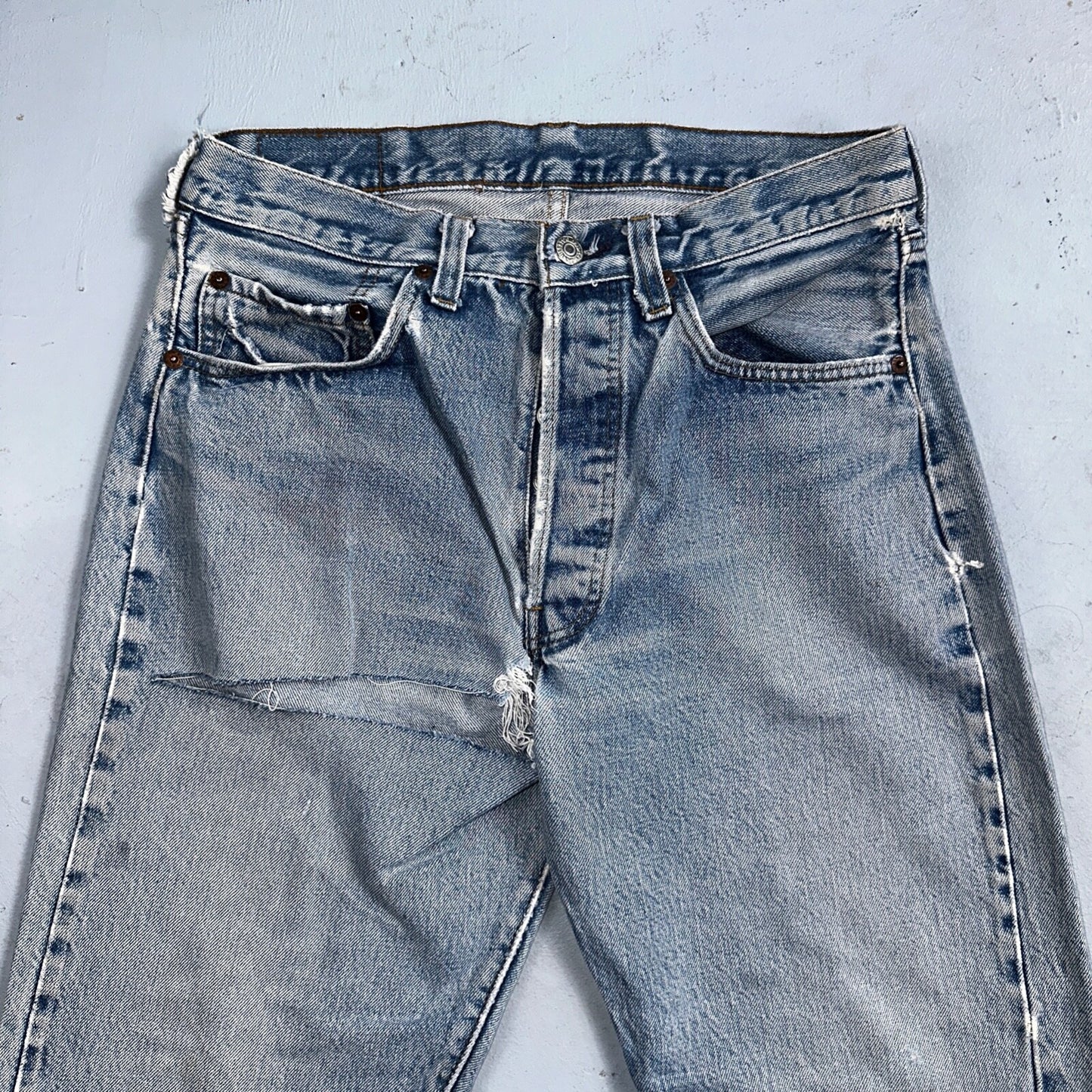 Levis 501 Vintage 80s Redline Selvedge USA XX Jeans Thrashed Light Act 30x33