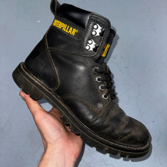 Caterpillar Men's Second Shift Work Boot Soft Toe Black Leather Size 8.5 CAT