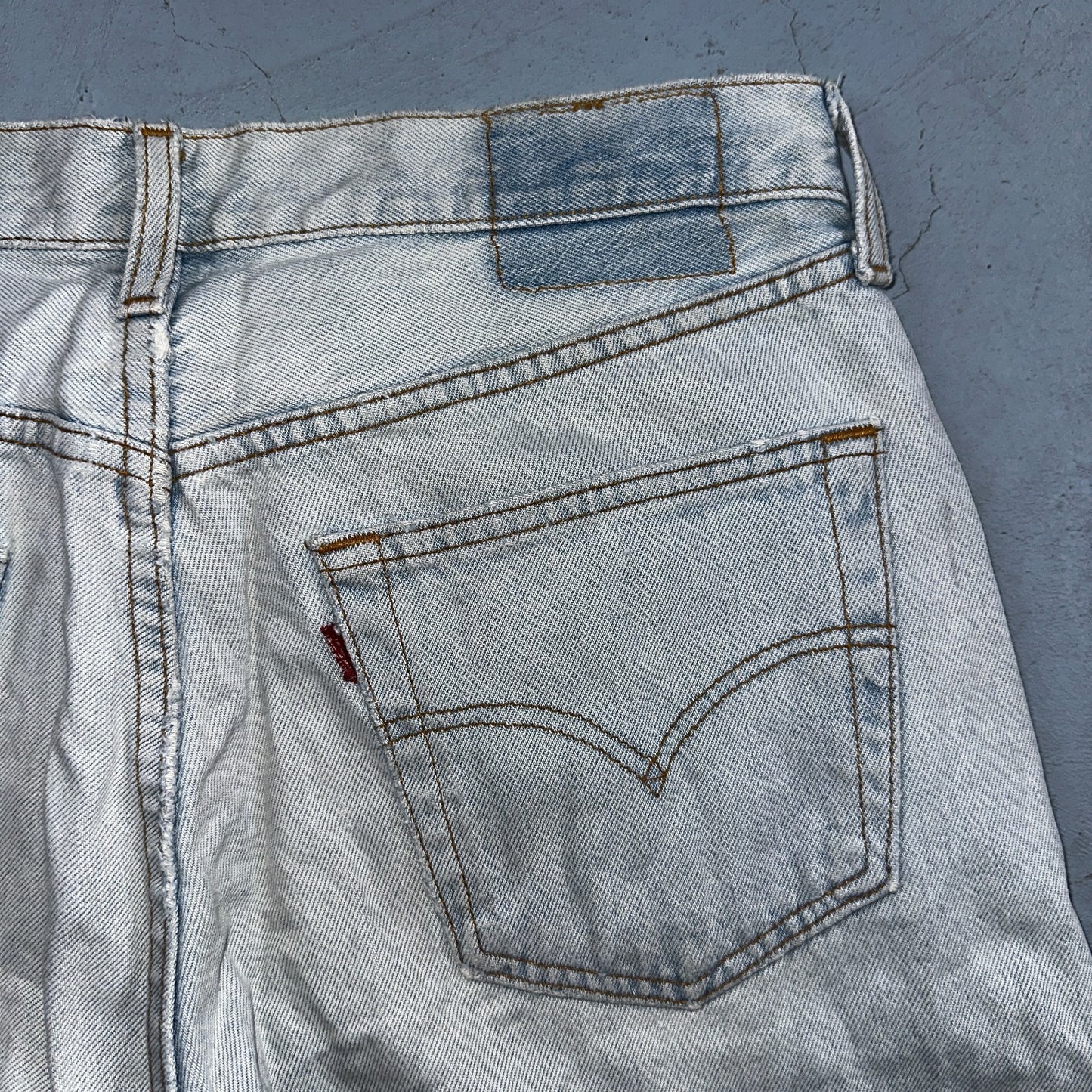 Levis 501 Vintage 90s Mexico Straight Leg Jeans Blue Light Wash 34x30 Act 31x29