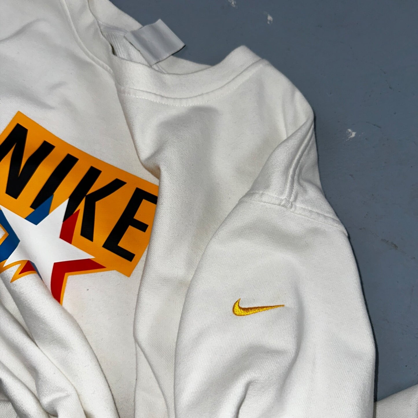 Nike Mens Sweatshirt Dri-Fit Pullover Sz XL White Cream Sweater DV7974-133