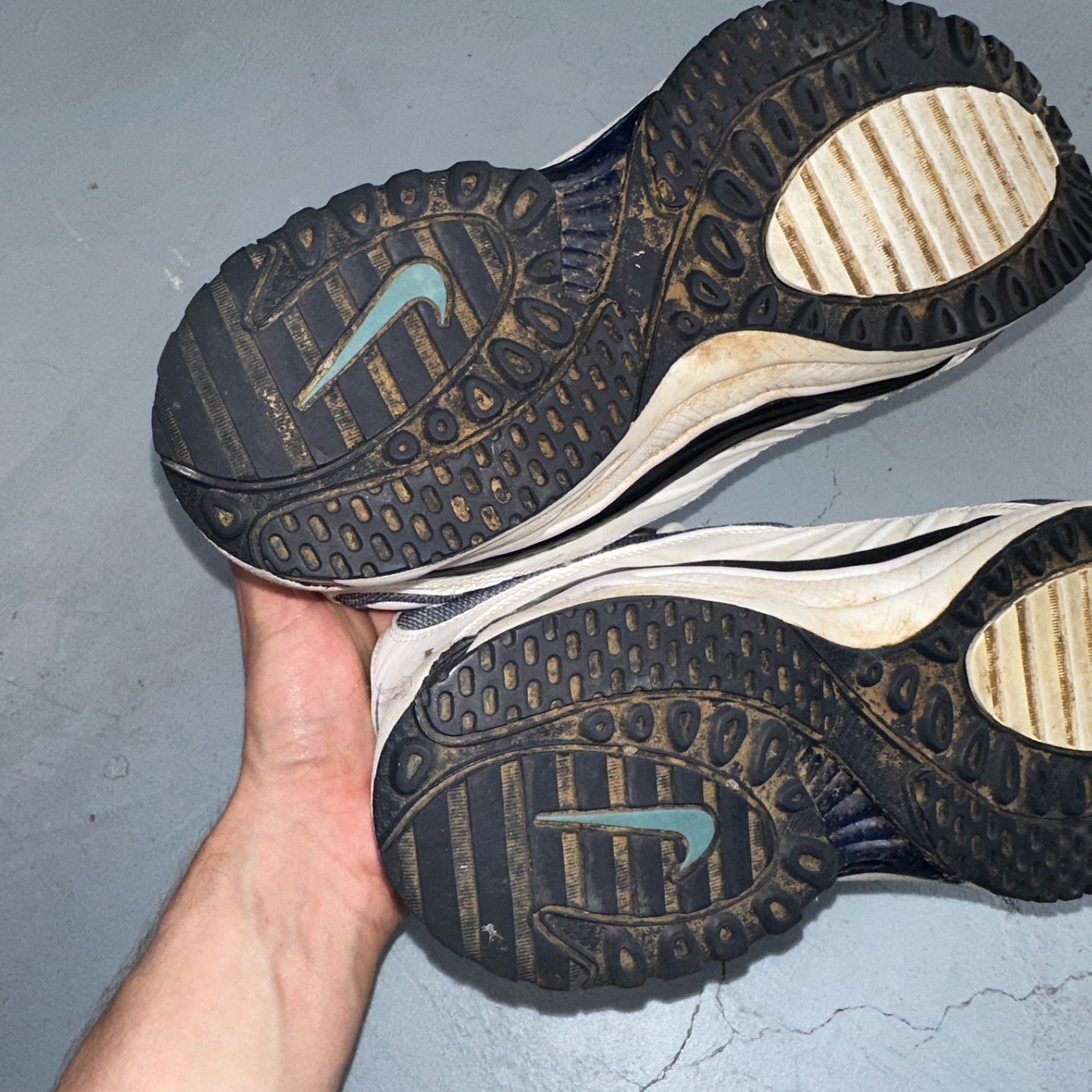 Vintage Nike Trainer Mens White Purple Size 10 USA Leather Sneaker 303901 Y2K