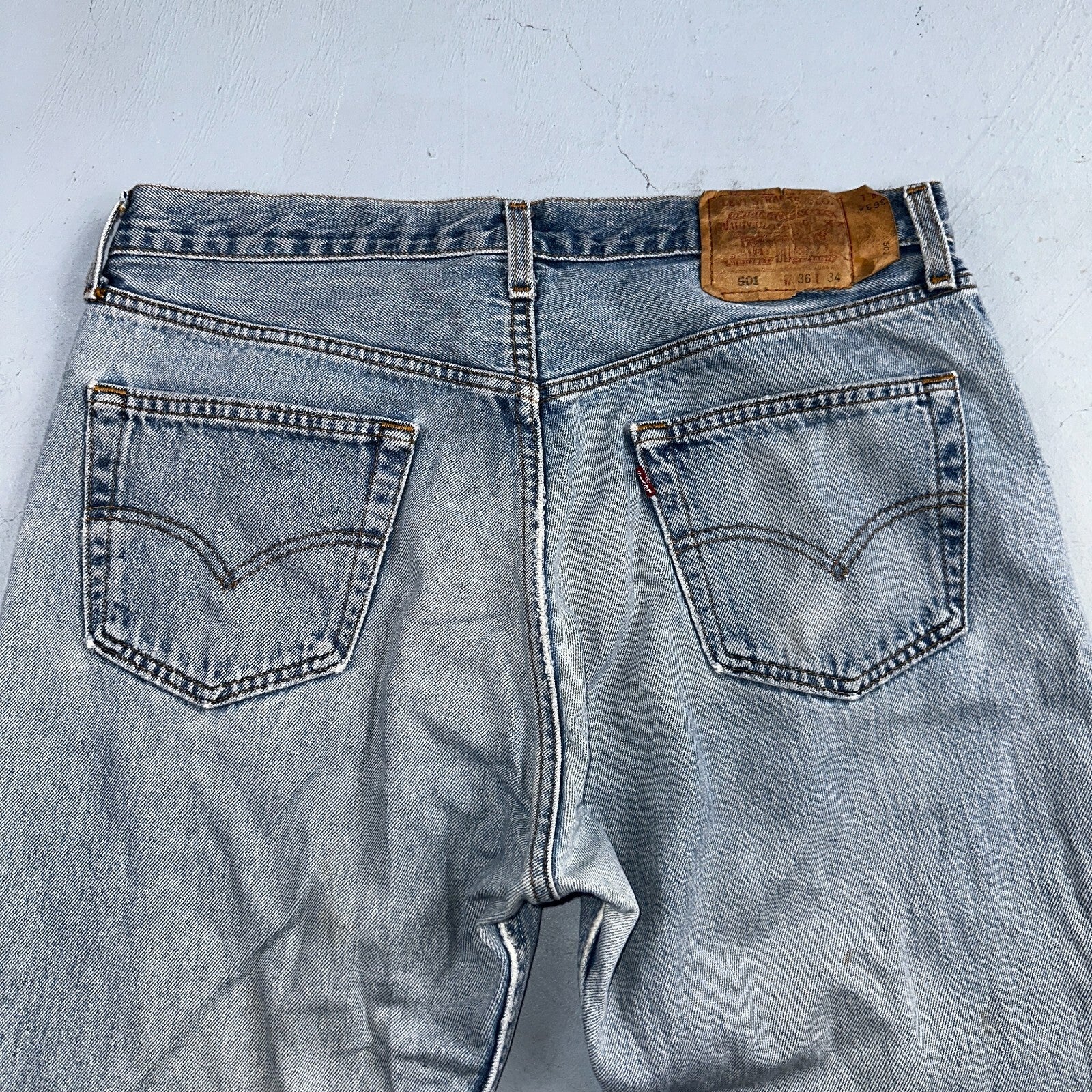 Levis 501 Vintage 90s USA XX Straight Leg Jeans Blue Light Wash 36x34 Act 34x33