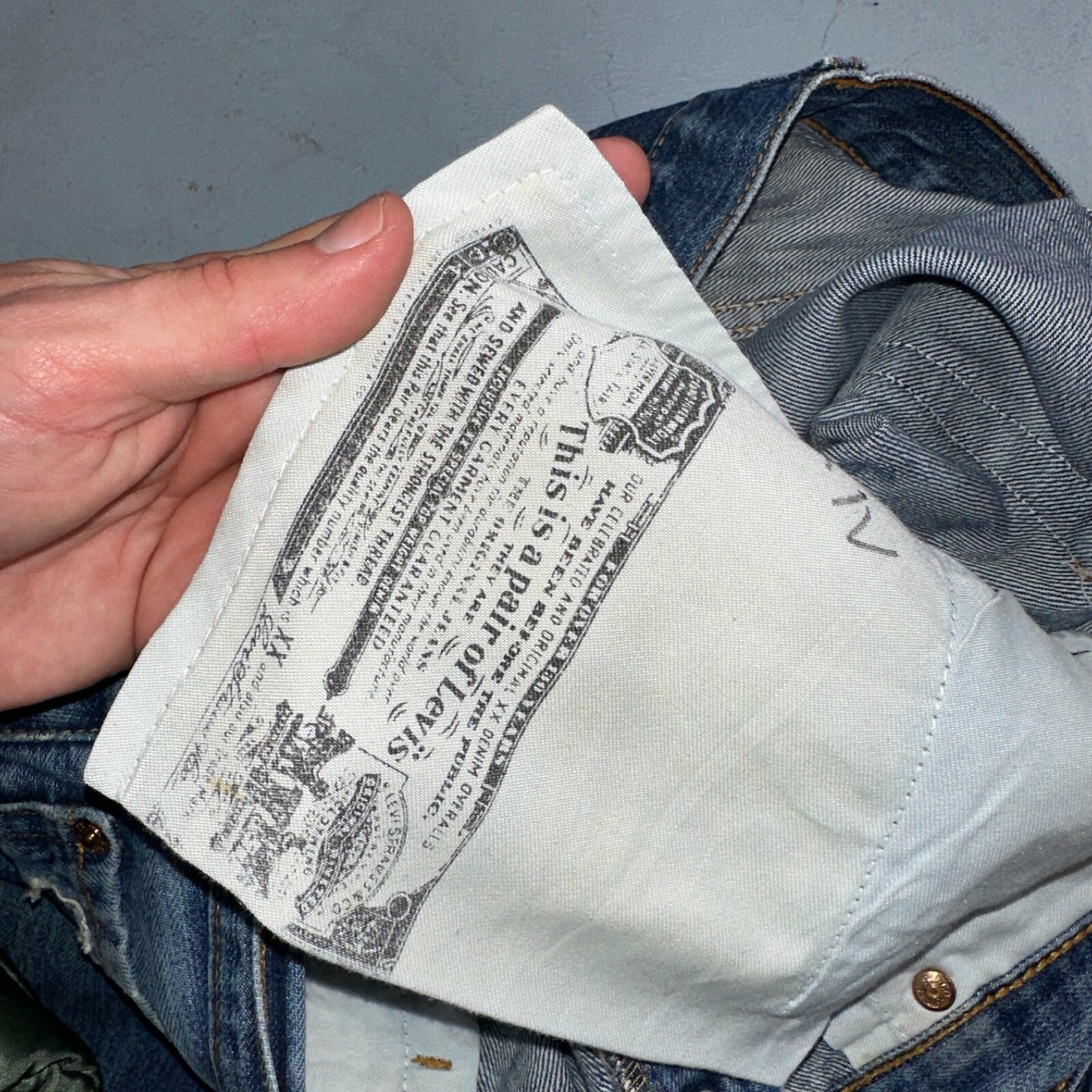 Levis 501 Vintage Y2K XX Straight Leg Jeans Blue Med Wash 34x34 Act 33x27