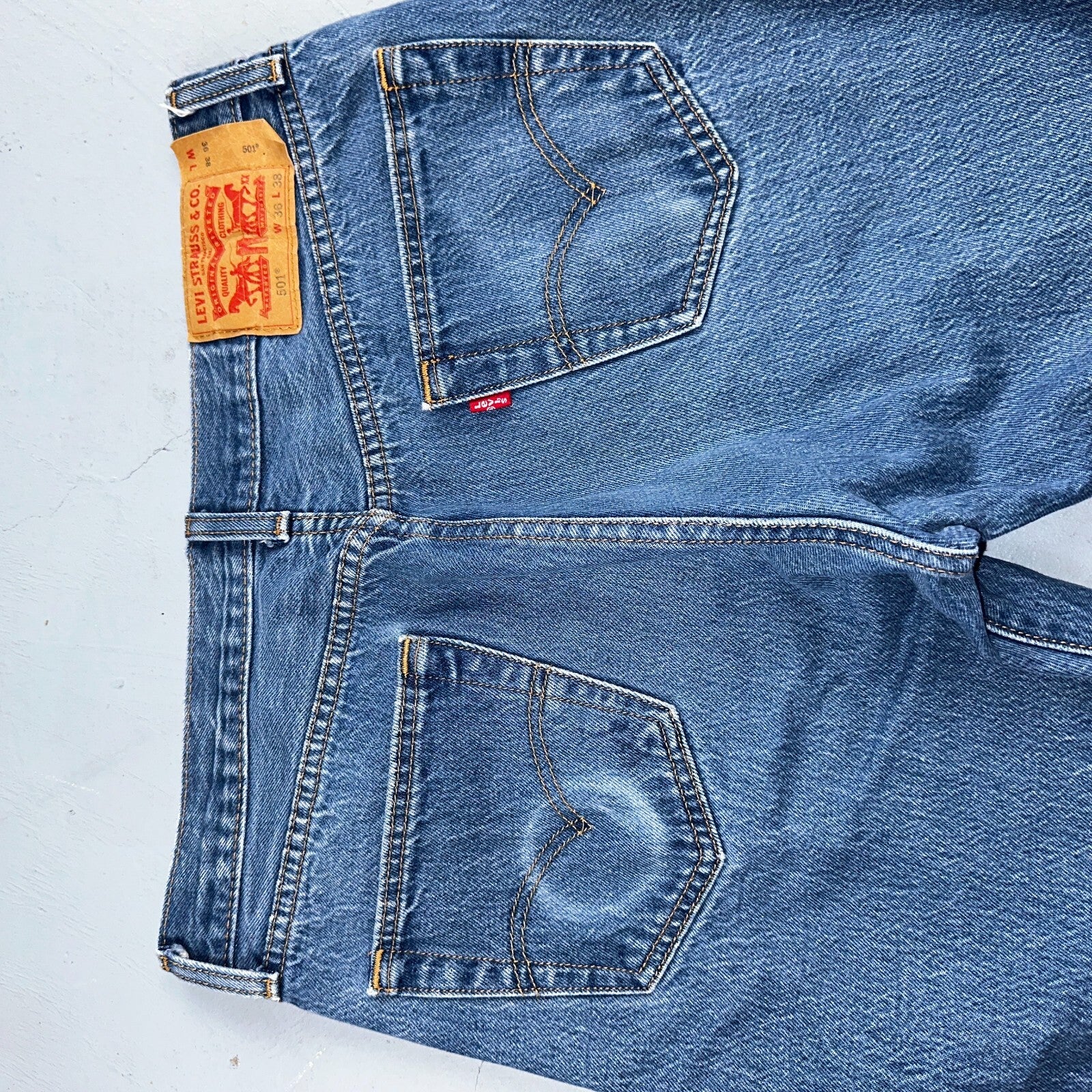 Levis 501 Y2K XX Straight Leg Jeans Blue VTG Med Wash 36x38 Act 33x33