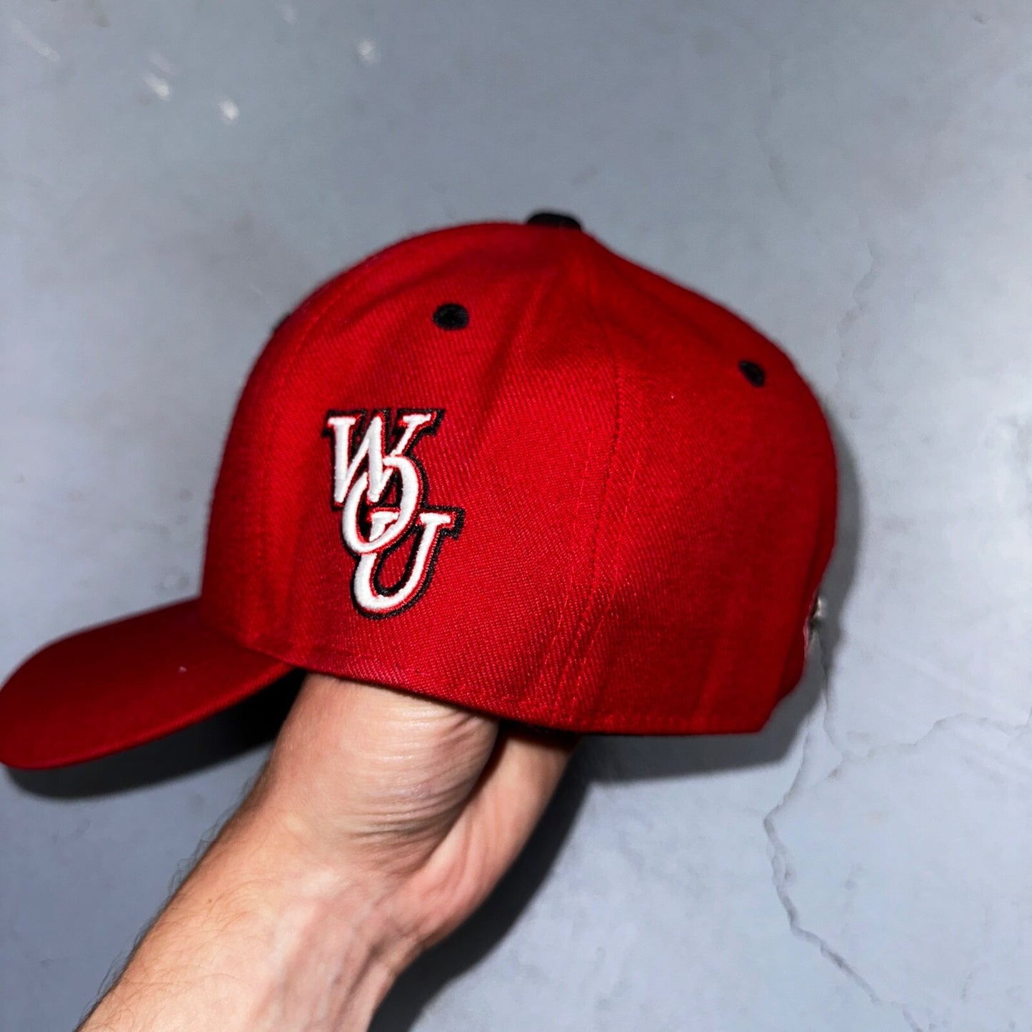 Wisconsin Badgers Red Snap Back Baseball Trucker Hat Cap VTG Zephyr Korea 80s