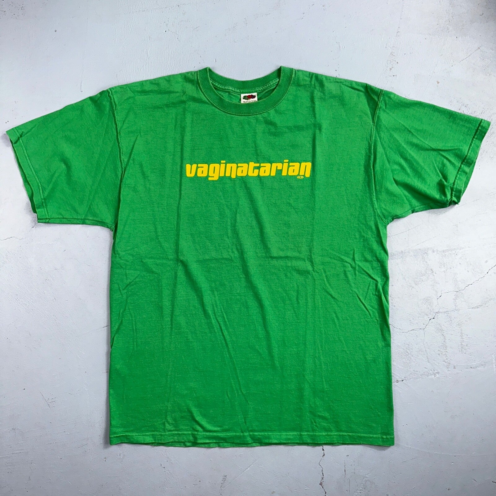 Vaginatarian VTG T Shirt Funny Adult Content Love Sexy Hot Girl Green Skate Punk