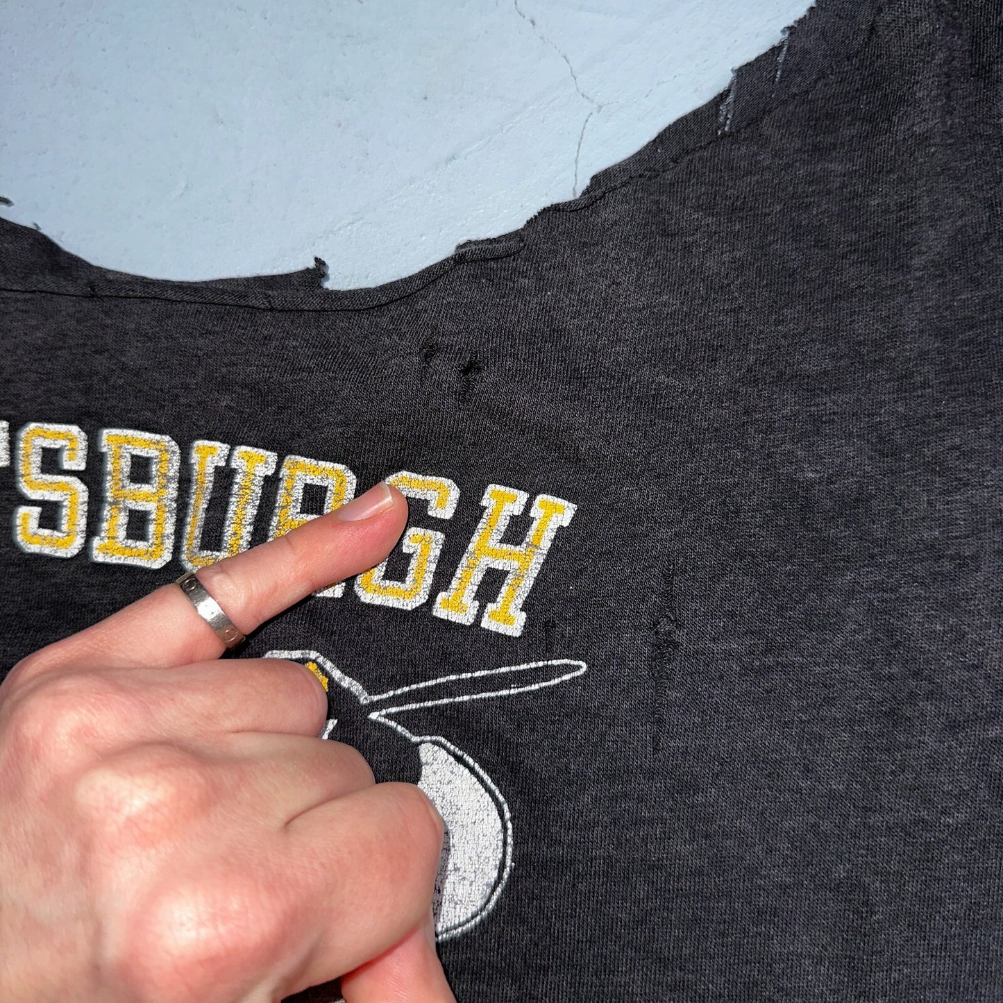 Pittsburgh Pirates Snoopy VTG T Shirt Chopped 80s Baseball Cool Black Graphic