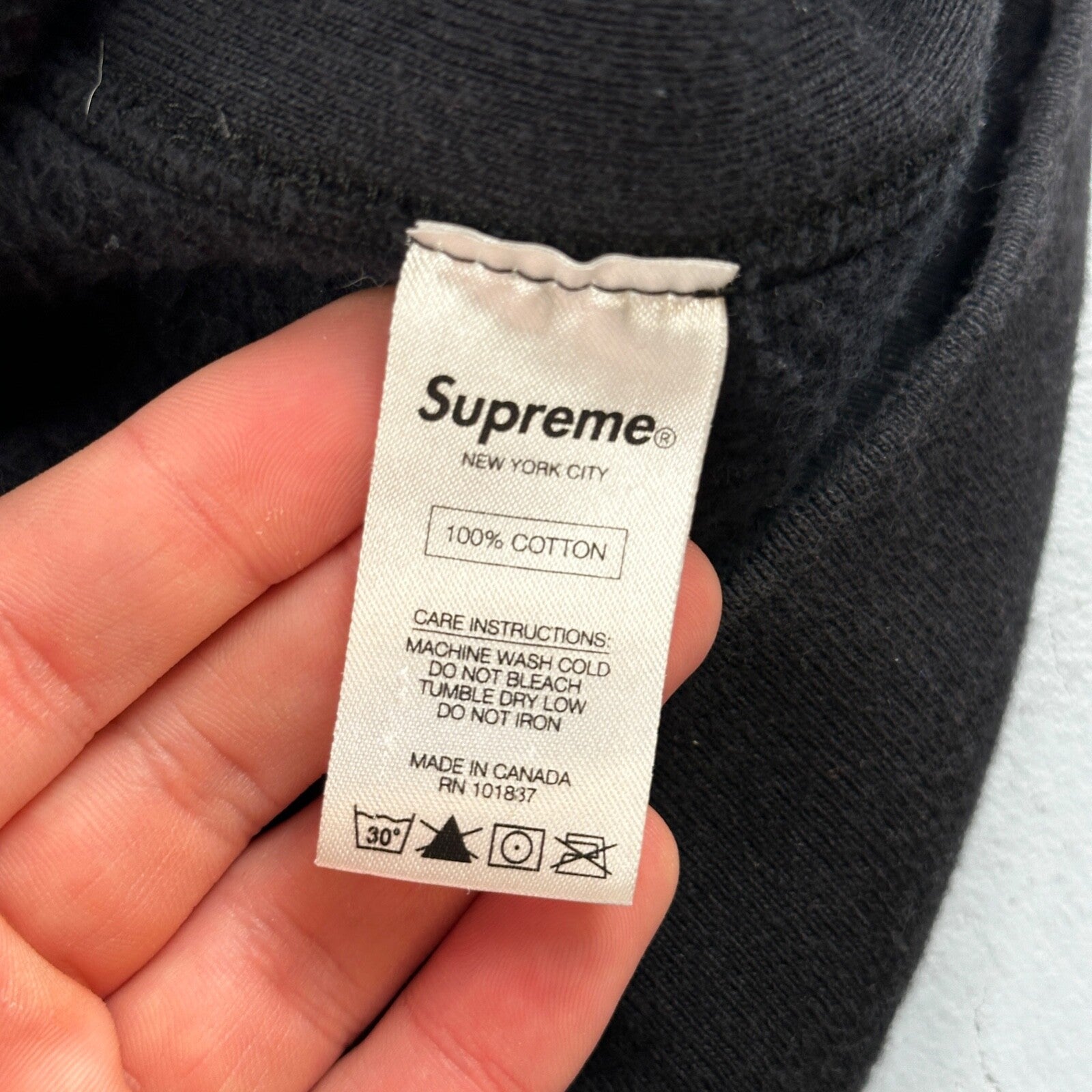 Supreme Araki Rose Hooded Sweatshirt Black Size Medium Hoodie FW16 2016