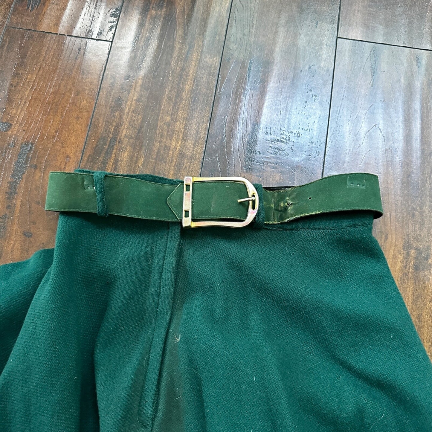 VTG 1960s Faded Green Wool Skirt Preppy Midi Knee Belt Loops 26" Waist Long 60s