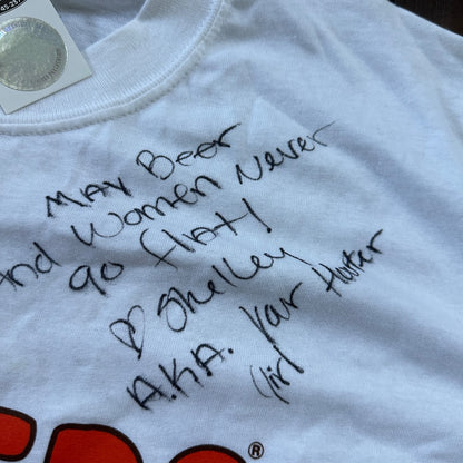 Hooters Beaverton Oregon VTG T Shirt Hot Girls Signed Stripper Y2K Portland PDX