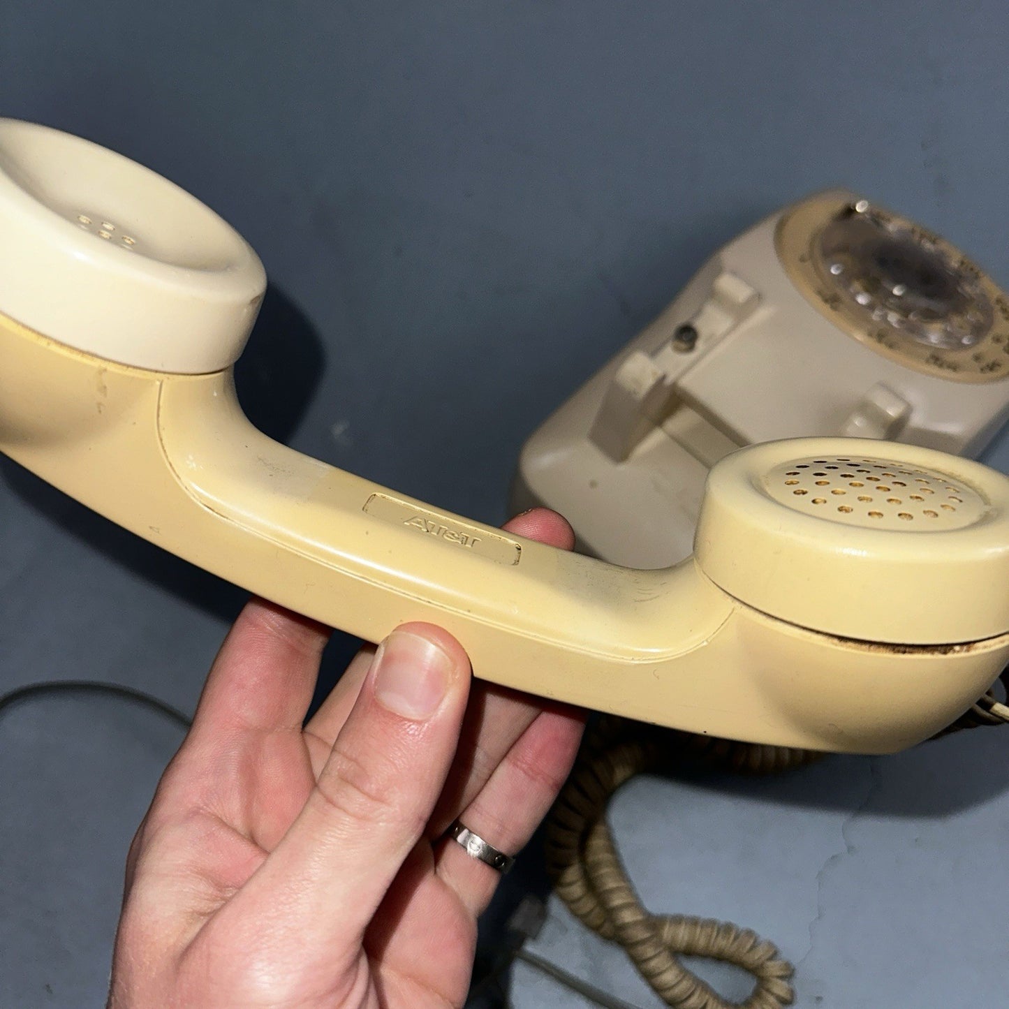Vintage Bell System Western Electric Rotary Dial Desk Phone 500DM White Yellow