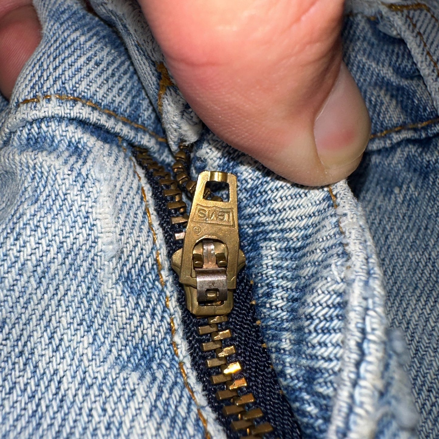 Levis 505 Vintage 90s Orange Tab Jeans 36x32 Thrashed Light Wash 501 Act 33x31