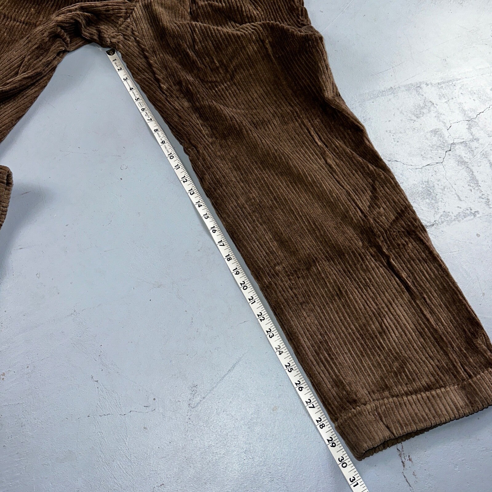 J. Peterman Pants Mens 38 Brown Thick Corduroy Pleated Chino Straight Pockets